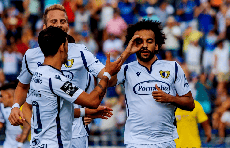 包含钻石联赛常规赛对决在即!川崎前锋演练定位球,多特蒙德密集防守应对的词条 包含钻石联赛常规赛对决在即!川崎前锋演练定位球,多特蒙德密集防守应对的词条